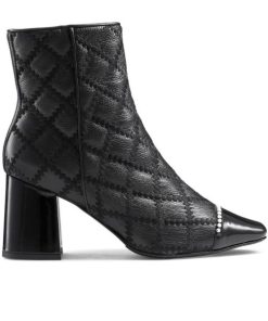 Voguevein.shop68cff95ea7 1