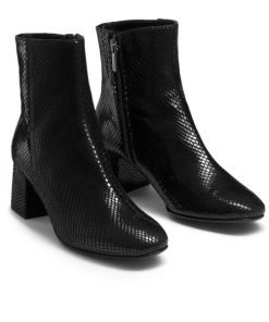Voguevein.shopf292a3cd36 2